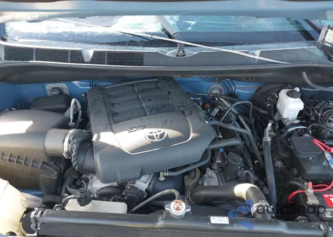 2019 Toyota Tundra Crewmax Sr5 из США, поврежденный, VIN 5TFDW5F14KX790149